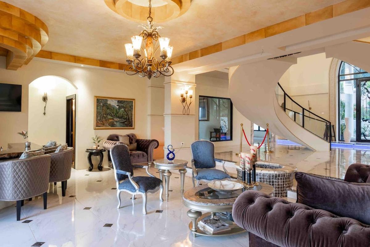 Villa Mimosa Jamaica Exclusive Luxury Stay- Resort Vibe Discovery Bay Eksteriør billede