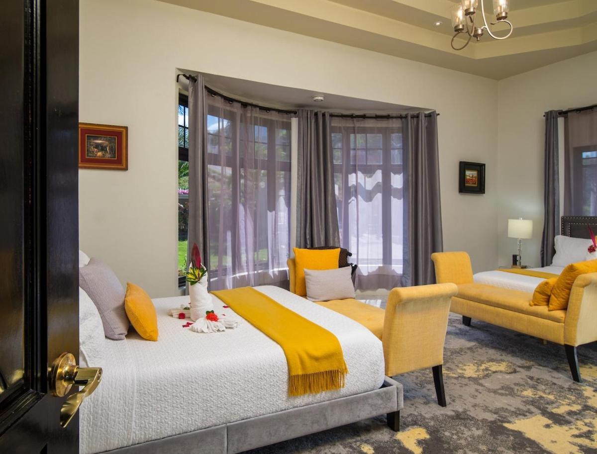 Villa Mimosa Jamaica Exclusive Luxury Stay- Resort Vibe Discovery Bay Eksteriør billede